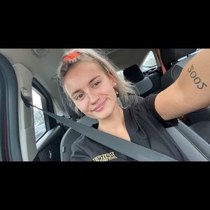 Meet your Posher, Hannah